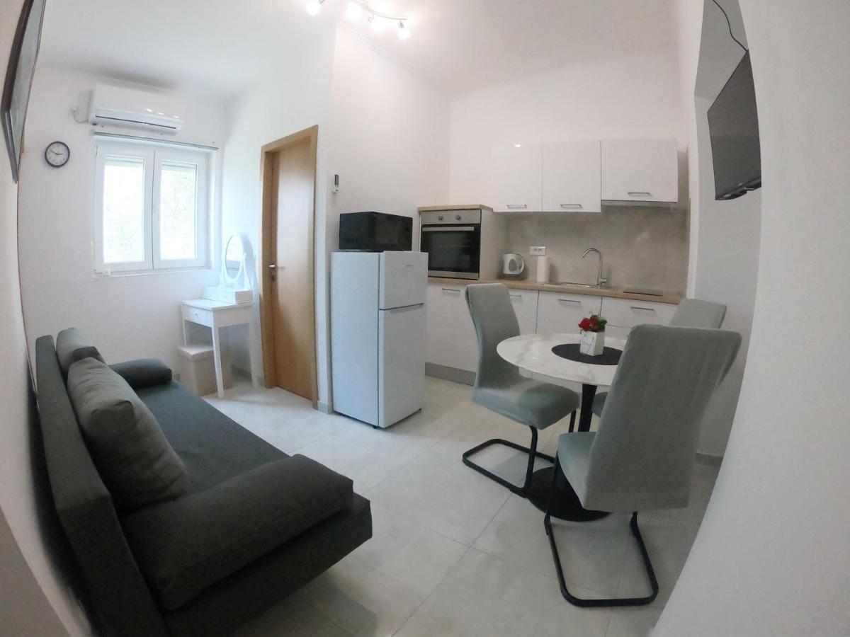 Apartman Tina Ражанац Экстерьер фото